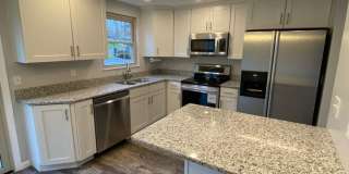 Modern 3-Bed, 2-Bath Home with New Kitchen & Upgrades Modern 3-Bed, 2-Bath Home with New Kitchen & Upgrades Gallery 4