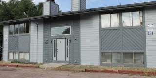 349 Gahart #B, 2 bedroom unit for rent with fireplace and W/D hookups! Gallery 1