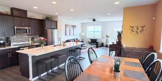 Price Improvement Hilltop Luxury Townhome with Stunning Valley Sunset Views Gallery 15