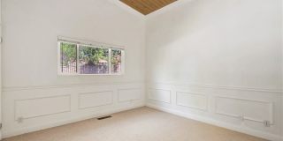 5102 Medina Road Gallery 13