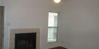 Winchester on West Campus - Huge 2Bd /2Ba - W/D - Reserved Parking - Fireplace - $1600 Gallery 5