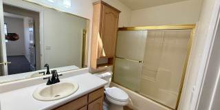 Updated 3 Bedroom, 2 Bathroom Home in Central Kingman – Across from the Mohave County Fairgrounds! Gallery 23