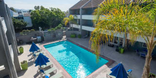 The Howard Gallery 3