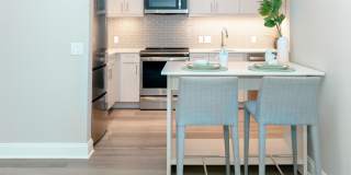 Lincoln Square Gallery 11