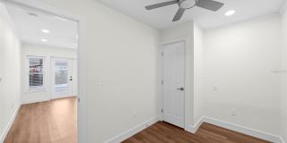 402 ERIE Avenue Gallery 32