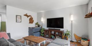 Spacious 5-Bedroom Ranch Backing to the High Line Canal in Littleton Gallery 12