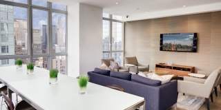 The Dylan The Dylan Gallery 25