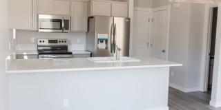 1017 East Lockhart Street Gallery 4