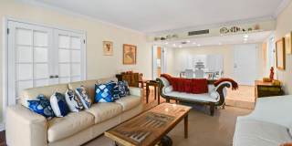 226 Brazilian Avenue Gallery 7