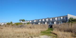 274 Dune Road Gallery 16