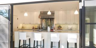 1811 Hillview Place Gallery 15