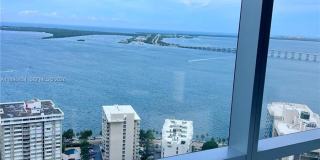 1435 Brickell Ave Gallery 49