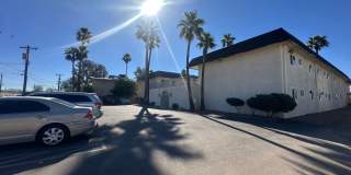 4424 Bellevue Newly Renovated Apartments with All Appliances Included! Gallery 25