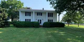2 Story Historic Home Near New London Academy Gallery 1