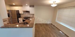 Beaverton 3 Bed 2.5ba Beautiful 2 Story Condo With 2 Car Garage, Gas Fireplace, High Ceilings & Patio! Beaverton 3 Bed 2.5ba Beautiful 2 Story Condo With 2 Car Garage, Gas Fireplace, High Ceilings & Patio! Gallery 7