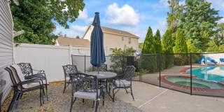 7 Linden Avenue Gallery 19