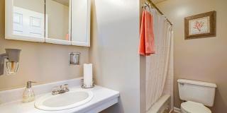 Amora East Gallery 14