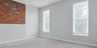 42 King Avenue Gallery 27