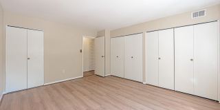9728 KINGSBRIDGE Drive Gallery 8