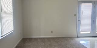1111 South Park Avenue Gallery 16