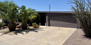 3702 E Paradise Drive Gallery 4