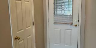4 Bed, 2 Bath with Fenced Yard, Two-Car Garage, and Jetted Tub Gallery 3