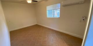 Available Now!! 1 Bedroom 1 Bathroom Back Unit Gallery 9