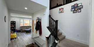 Beautiful 3 Bedroom, 2.5 Bath Mountain House Home. Gallery 5