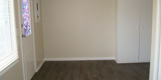 204 CAMERON Street Gallery 6