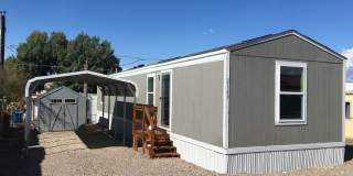 2-Bedroom Home, minutes Away from the Colorado River Gallery 1