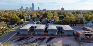 Perle At Mesta Park Gallery 22