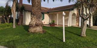 A well kept house sitting in the corner lot Gallery 1