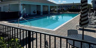 453 NE 13th St Gallery 22