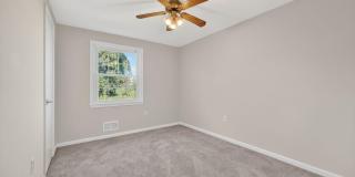 1532 POTOMAC HEIGHTS Drive Gallery 10