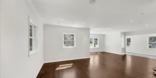 20 Plymouth Road Gallery 8