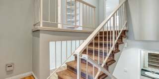 19355 Sherman Way, Gallery 18