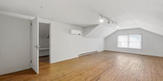 1911 Fontaine Road Gallery 26