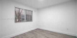 1950 NW 2nd Ct Gallery 7