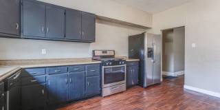 Available JULY 2026 - Spacious 3 Bedroom, 1.5 Bath w/ City Views! Gallery 18