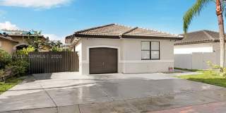 16082 SW 68th Ter Gallery 1