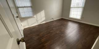 2420 STRATFIELD Dr Gallery 23