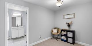 147 East St Gallery 12