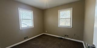 5035 Overton Avenue Gallery 18