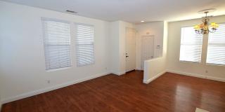 4Br/3-1/2 bathroom Home Gallery 11