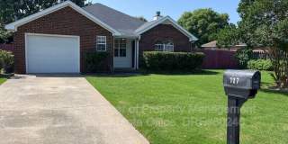 127 Redford Dr Gallery 1
