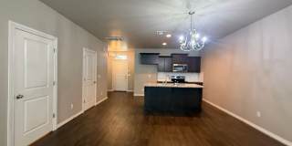 3 Bed 2.5 Bath 1 Car Garage Duplex In Moore * Reduced Rate!!! Gallery 11