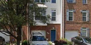 WOODBRIDGE - TOWNHOUSE - CLOSE TO ALL AMENITIES! Gallery 1