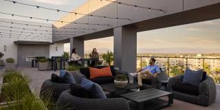 The Q De Soto Gallery 31
