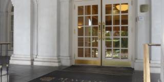 Spacious Midtown Condo with 2 Bedrooms, 2 Balconies & Internet Included! Gallery 3