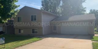 SPACIOUS 3 BD 2 BA HOUSE ON SOUTHEAST SIDE OF SIOUX FALLS SPACIOUS 3 BD 2 BA HOUSE ON SOUTHEAST SIDE OF SIOUX FALLS Gallery 1